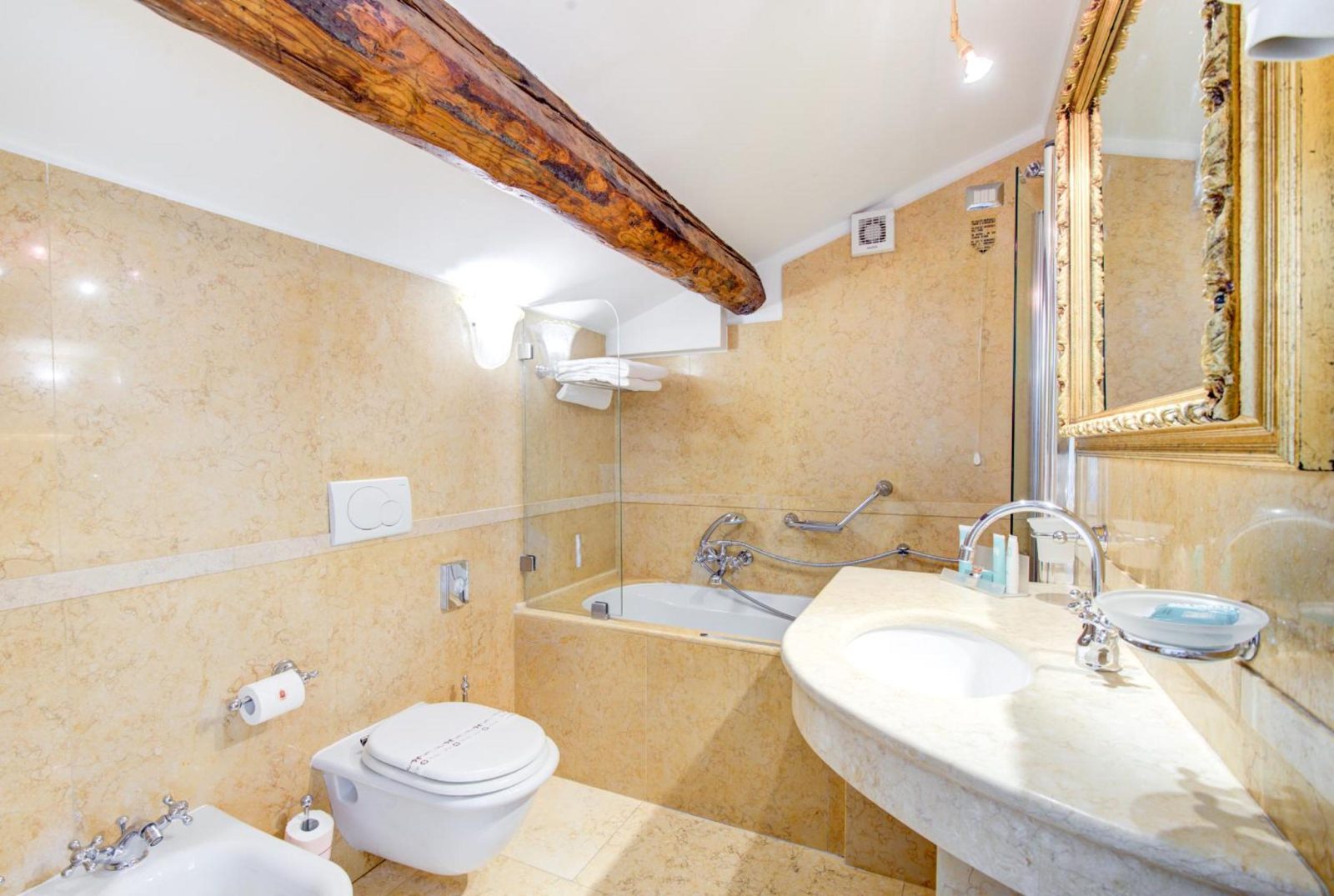 Hotel Al Duca Di Venezia — photo 4