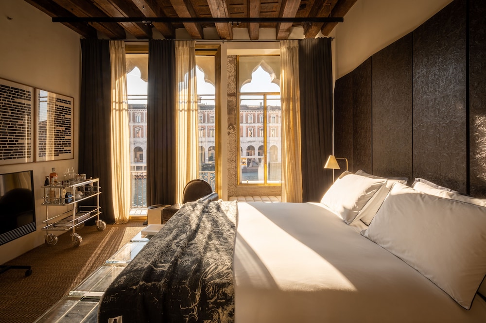The Venice Venice Hotel — photo 4